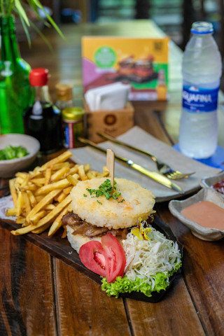 Yujo Izakaya